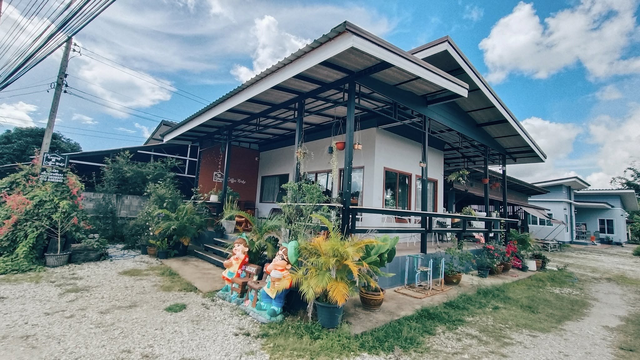 ร้าน Kaning Coffee House